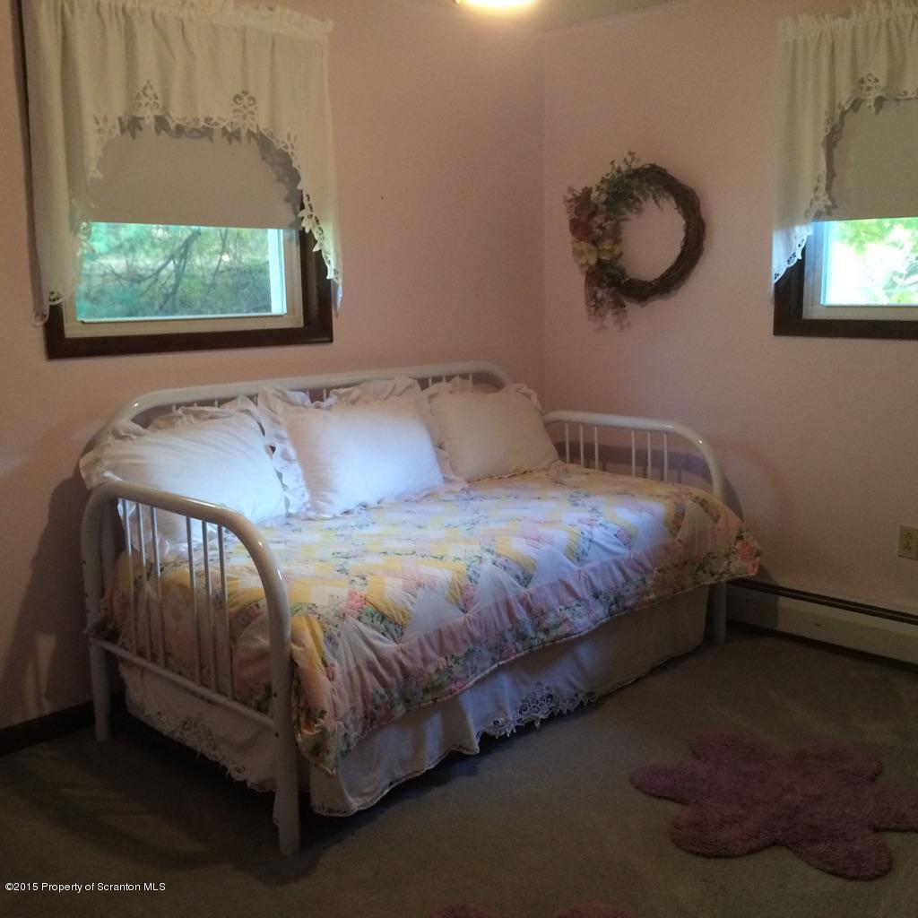 936 Fox Road Factoryville, PA 18419 - Photo 13 of 30 Gallery Image 13