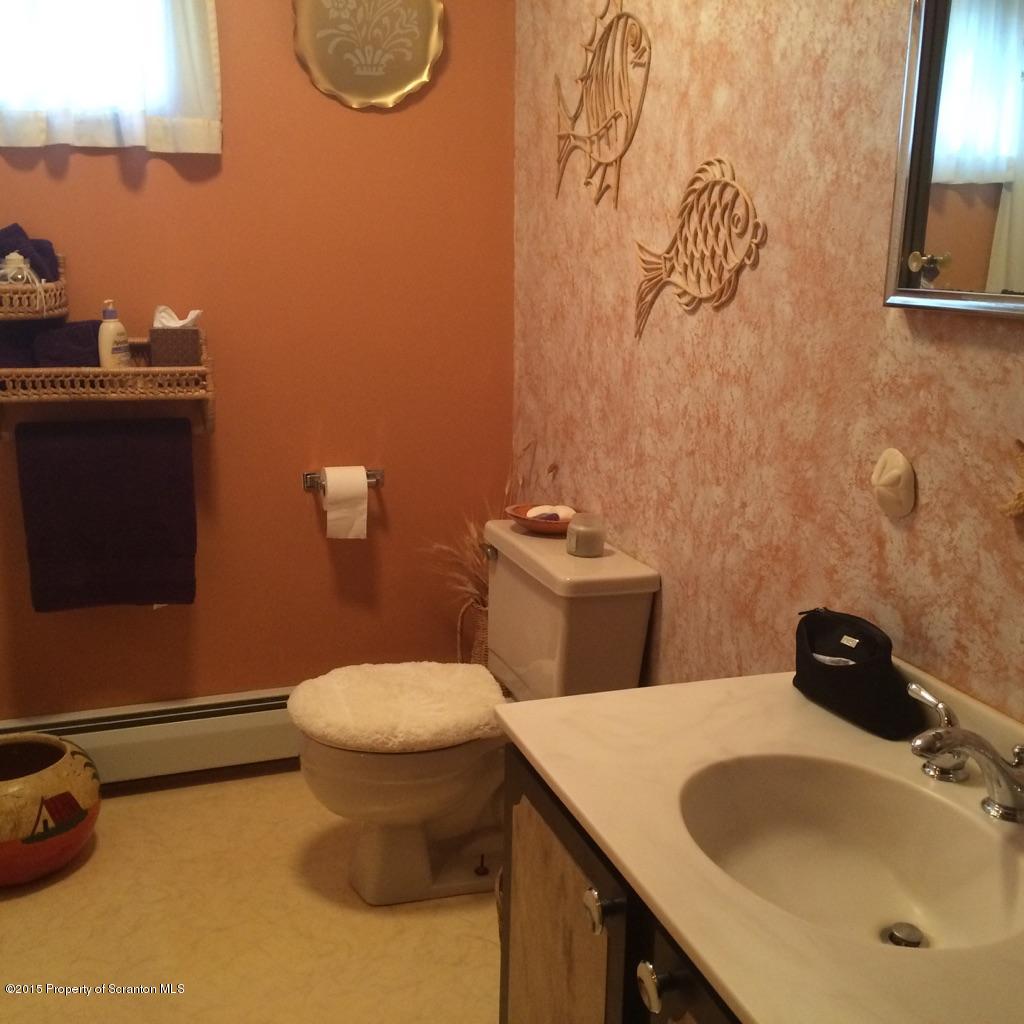 936 Fox Road Factoryville, PA 18419 - Photo 15 of 30 Gallery Image 15