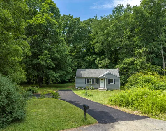 $375,000 | 28 Birch Terrace, Pawling, NY 12564