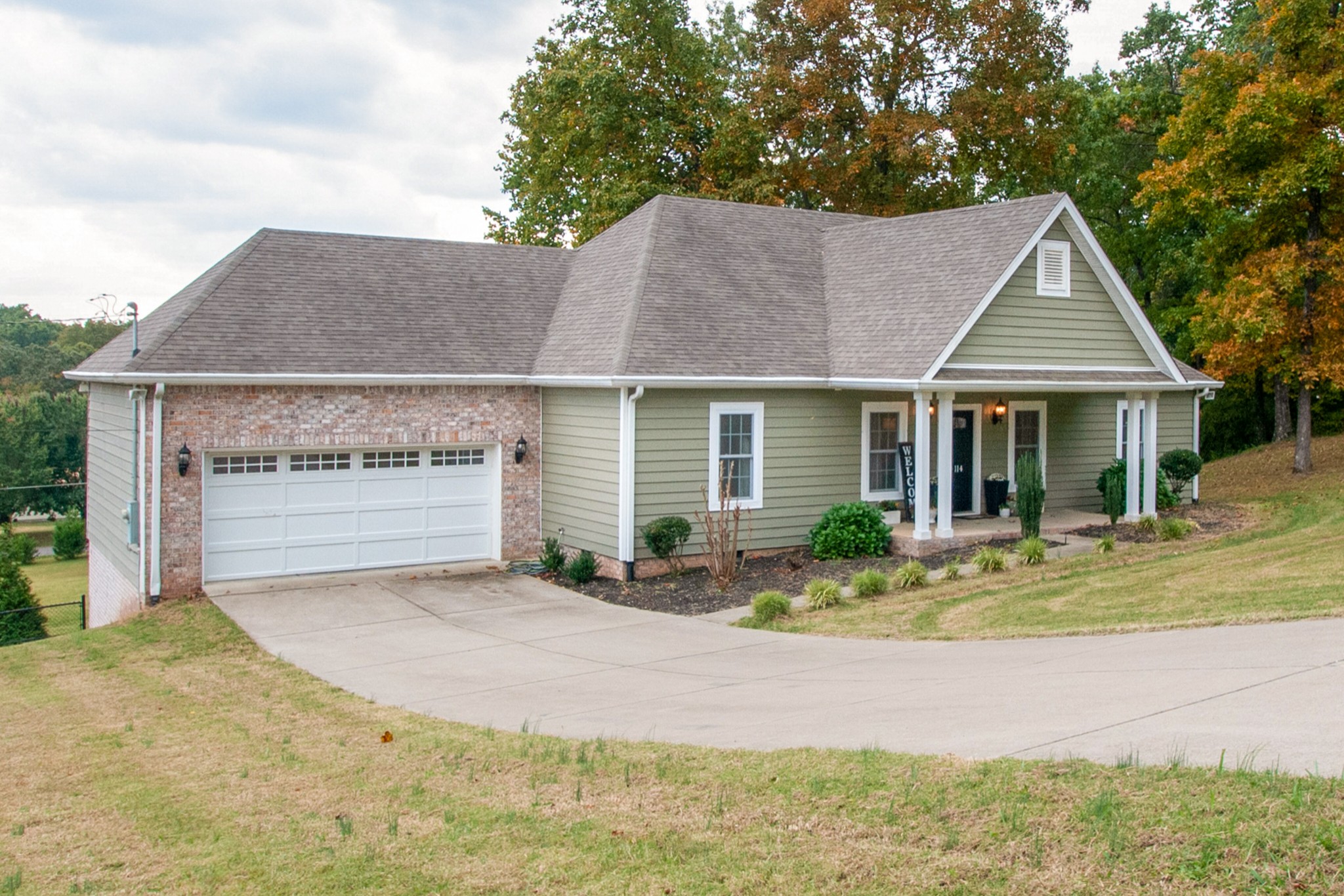 114 Pheasant Hollow Road Dickson, TN 37055 - Photo 3 of 25 Gallery Image 3