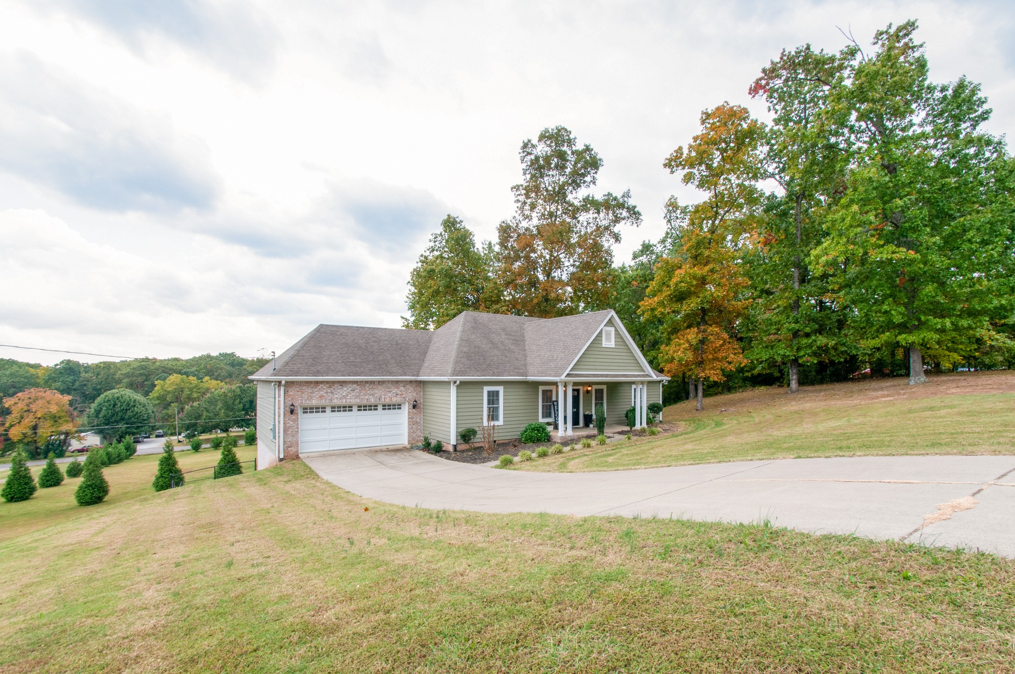 114 Pheasant Hollow Road Dickson, TN 37055 - Photo 5 of 25 Gallery Image 5