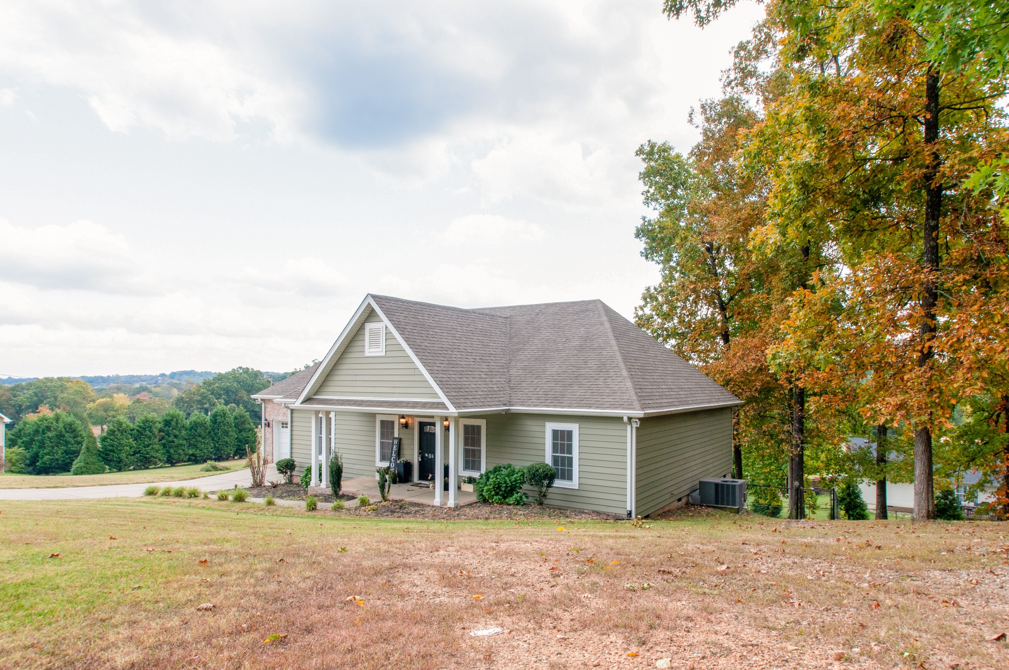 114 Pheasant Hollow Road Dickson, TN 37055 - Photo 6 of 25 Gallery Image 6