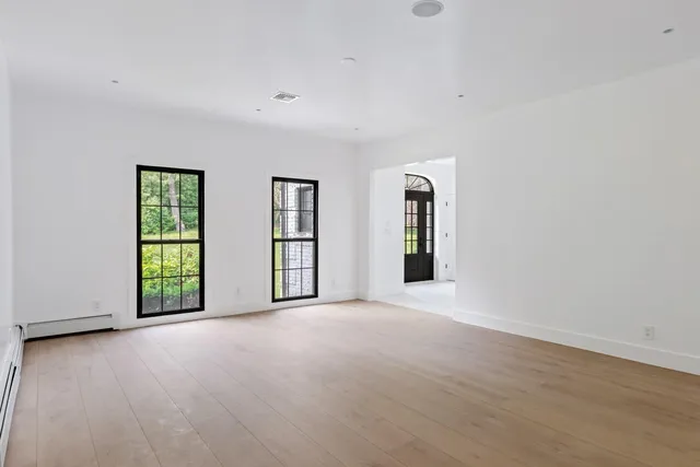 $3,299,888 | 33 High Farms Road, Glen Head, NY 11545