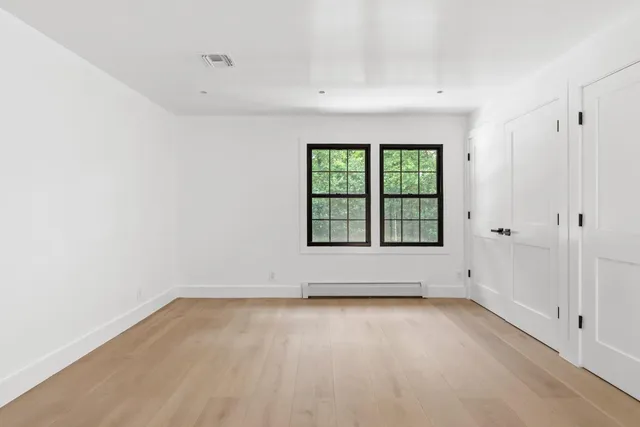 $3,299,888 | 33 High Farms Road, Glen Head, NY 11545