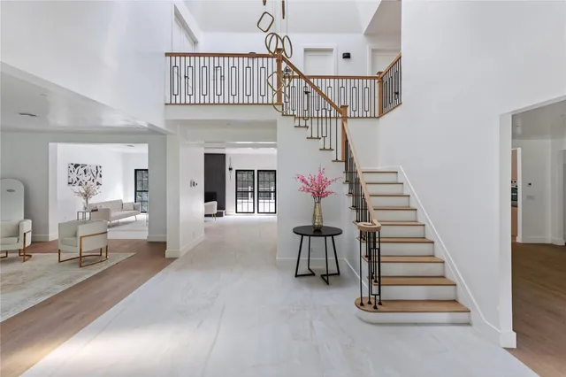 $3,299,888 | 33 High Farms Road, Glen Head, NY 11545