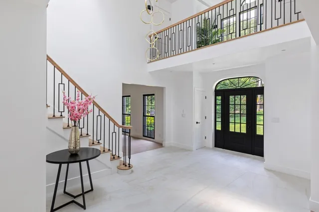 $3,299,888 | 33 High Farms Road, Glen Head, NY 11545