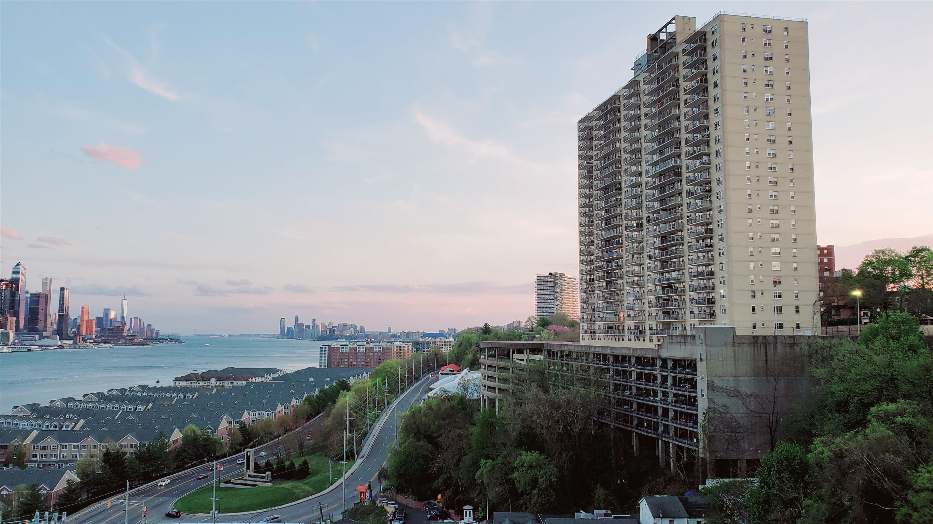 6600 Boulevard East, Unit 15D West New York, NJ 07093 - Photo 20 of 29 a view of a city with tall buildings