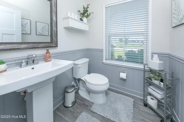 $459,000 | 100 Sunny Lake Road, Moyock, NC 27958