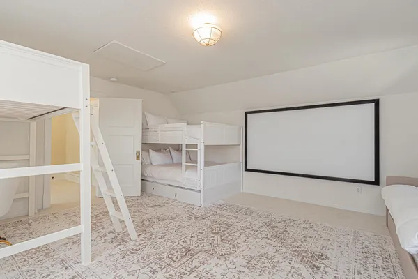 $1,395,000 | 1119 Broadway North, Fargo, ND 58102