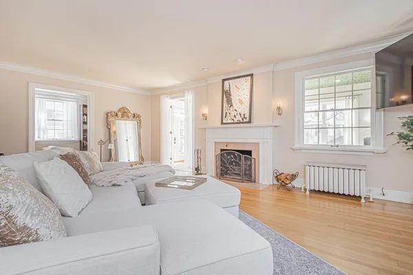 $1,395,000 | 1119 Broadway North, Fargo, ND 58102