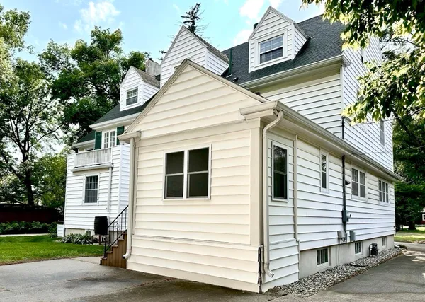 $1,395,000 | 1119 Broadway North, Fargo, ND 58102