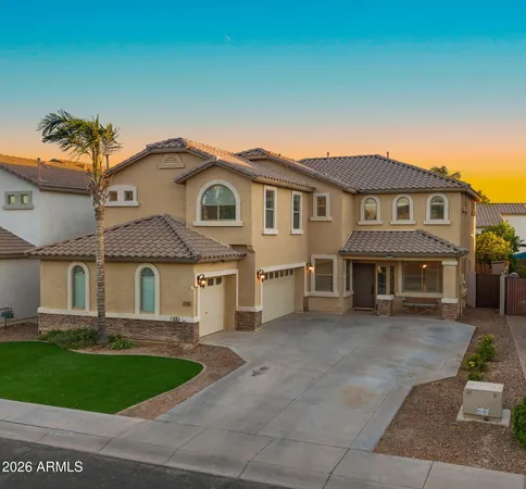 $825,000 | 2541 East Ridge Creek Road, Phoenix, AZ 85024