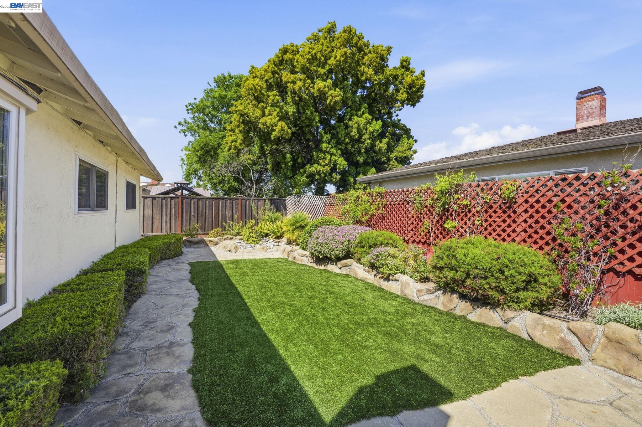 14322 Trinidad Road San Leandro, CA 94577 - Photo 25 of 31