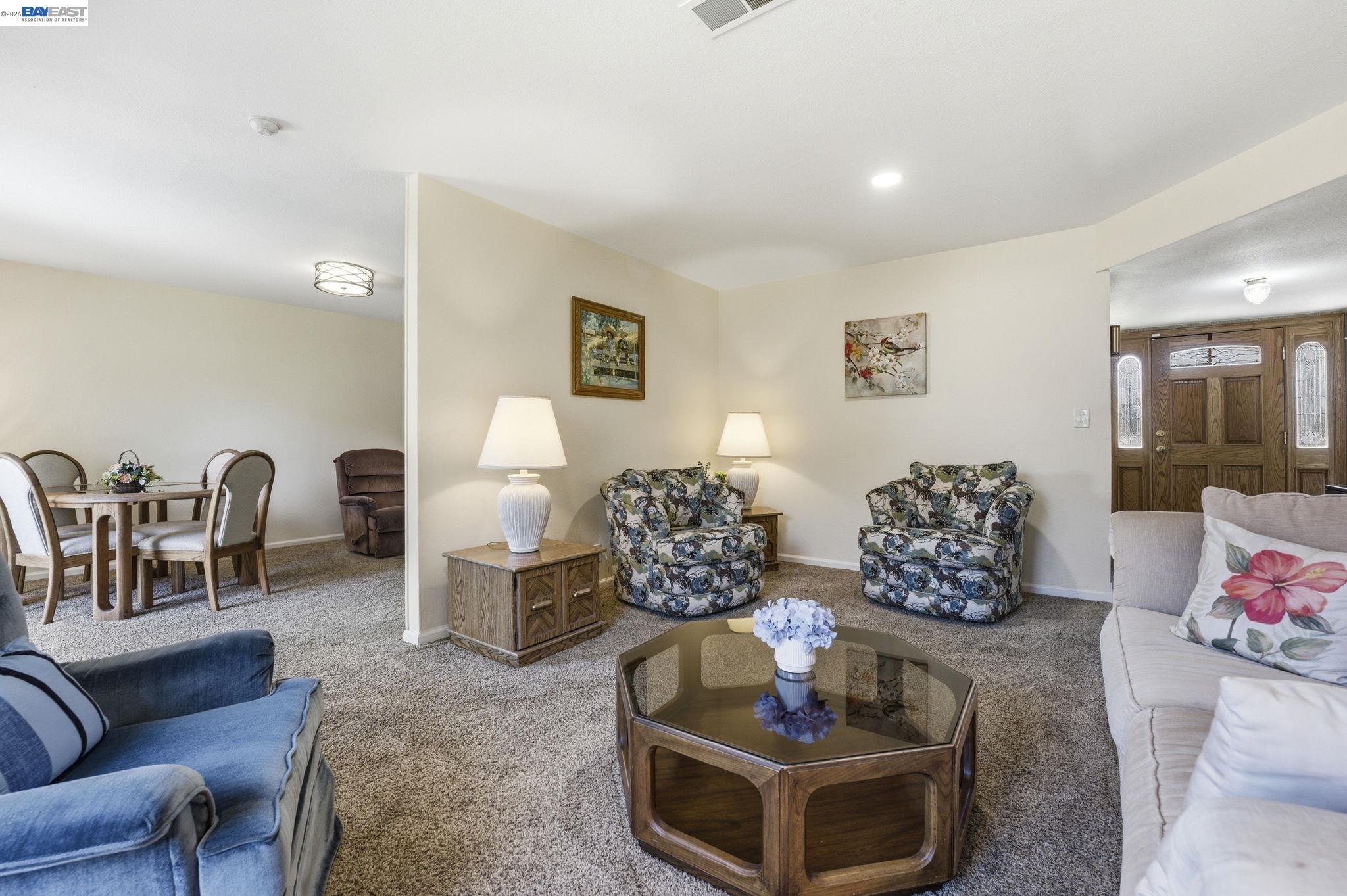 14322 Trinidad Road San Leandro, CA 94577 - Photo 9 of 31