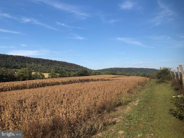 159 Juniata Parkway East Newport, PA 17074 - Photo 31 of 37 a view of lake and mountain