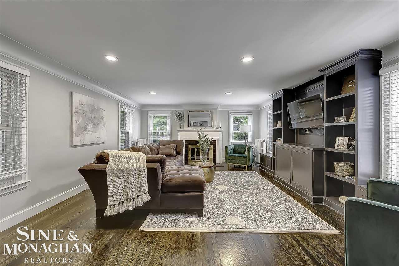 258 McMillan Road Grosse Pointe Farms, MI 48236 - Photo 7 of 41