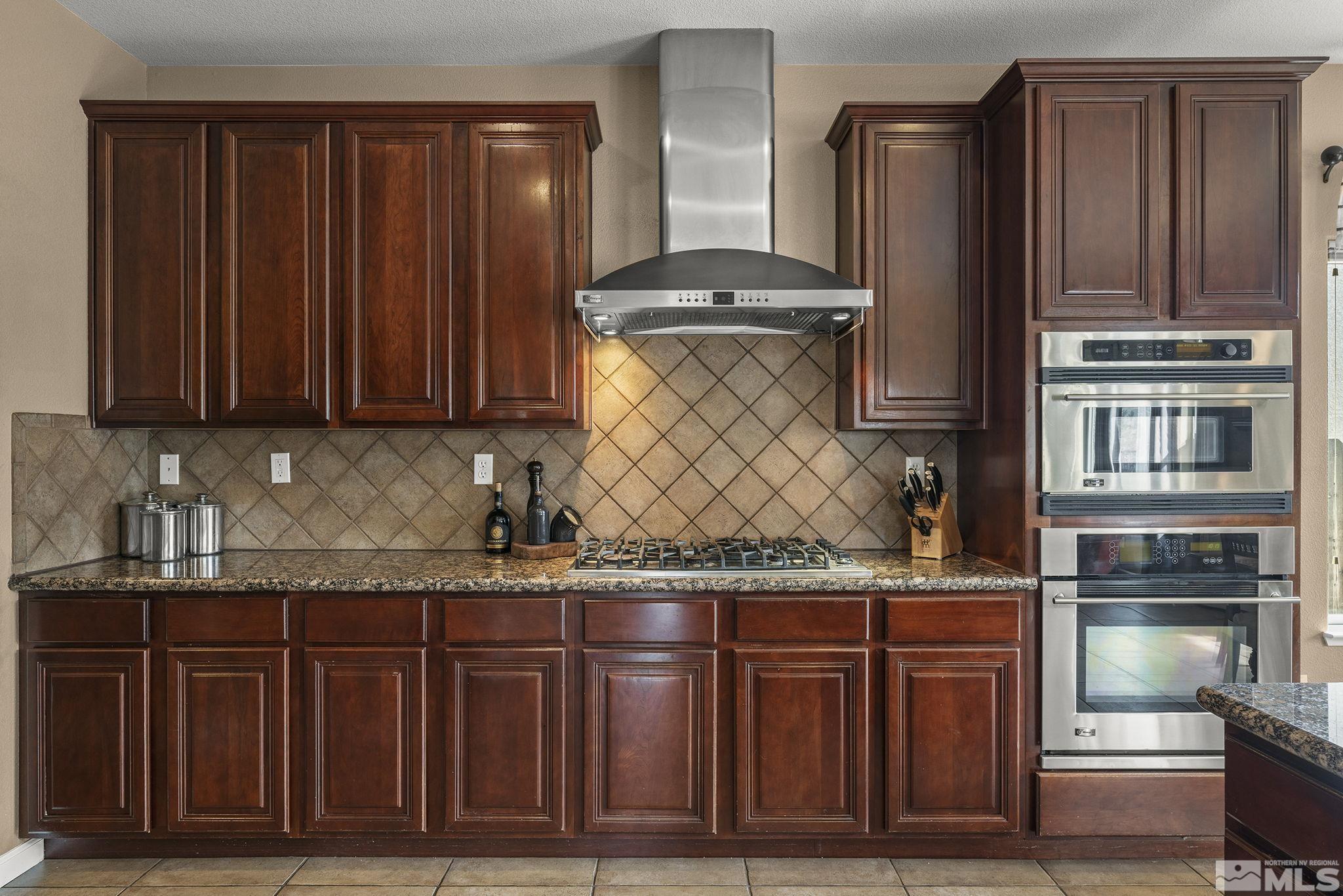 8060 Highland Flume Circle Reno, NV 89523 - Photo 10 of 29 Photo 10