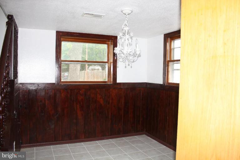 15020 Alaska Road Woodbridge, VA 22191 - Photo 10 of 29 Dining Room