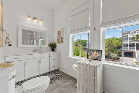 $4,099,000 | 507 West Ashley Avenue, Folly Beach, SC 29439