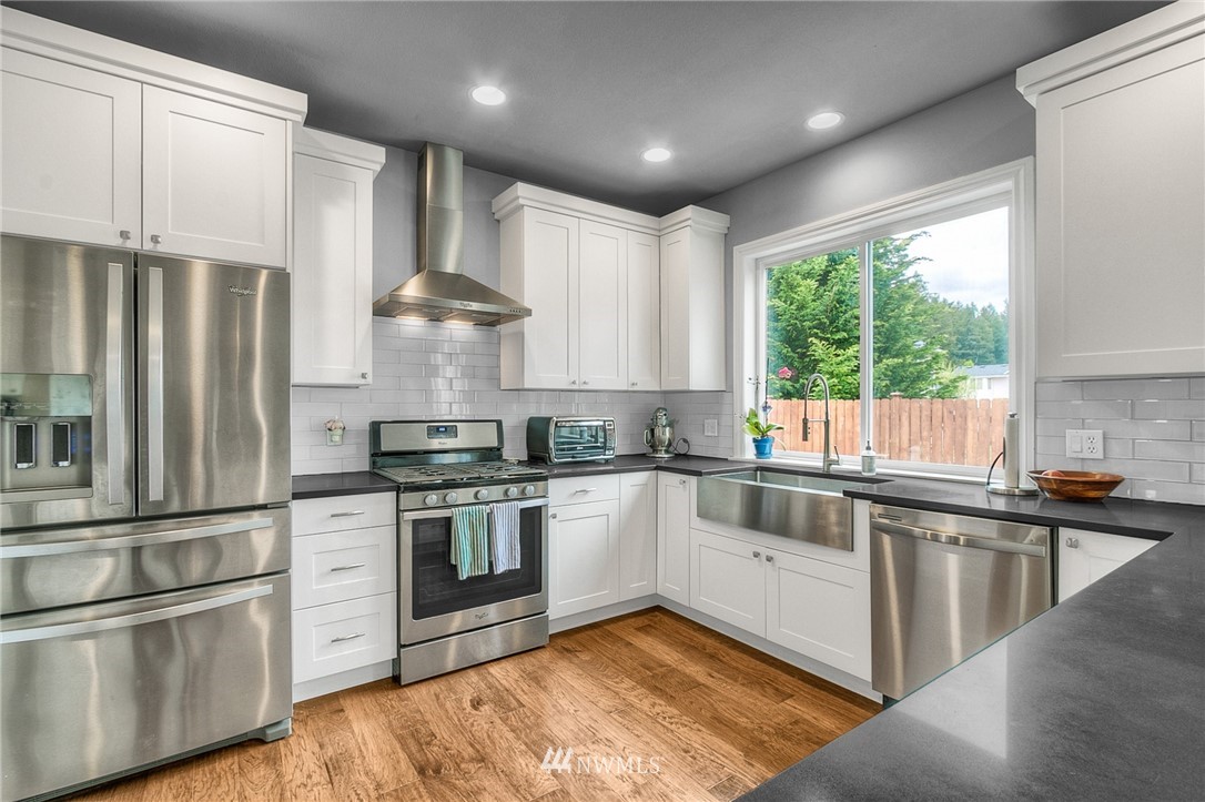 27422 237th Avenue Southeast Maple Valley, WA 98038 - Photo 11 of 25