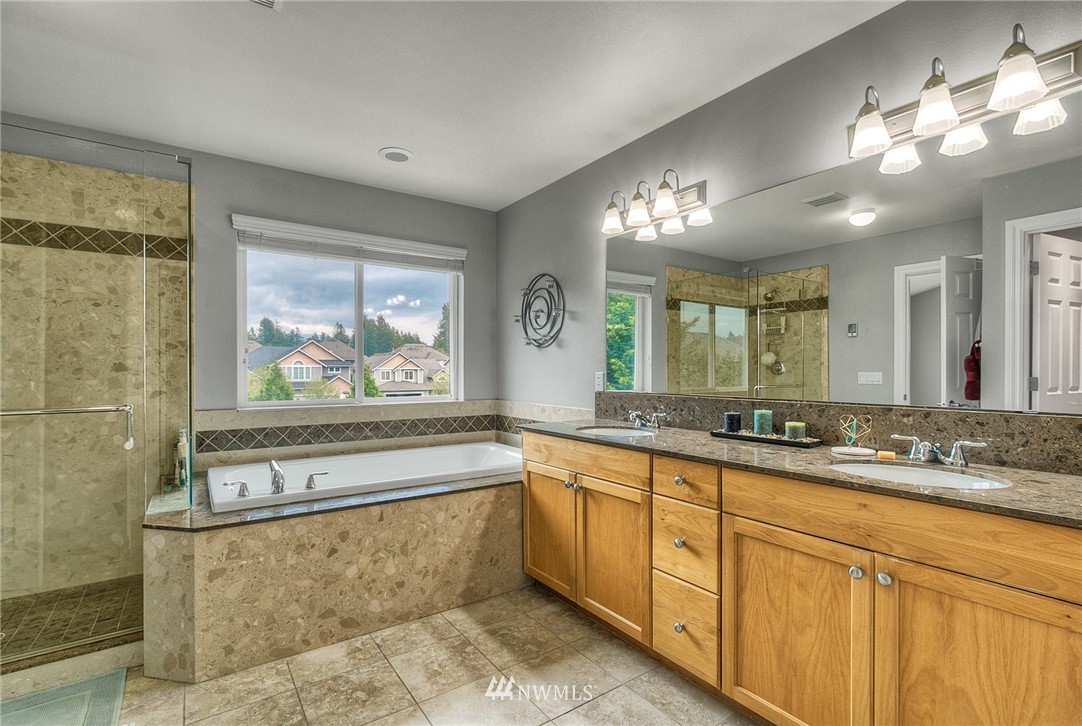 27422 237th Avenue Southeast Maple Valley, WA 98038 - Photo 18 of 25