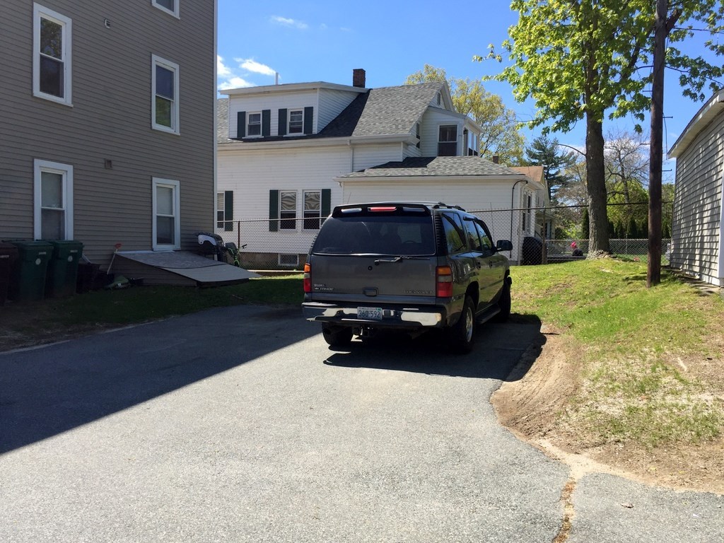 613 Grove Street Woonsocket, RI 02895 - Photo 3 of 10