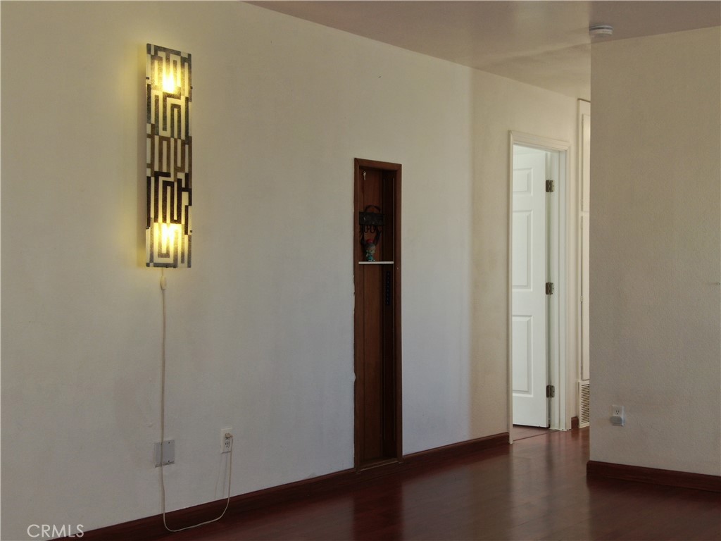 332 Date Avenue Barstow, CA 92311 - Photo 5 of 21