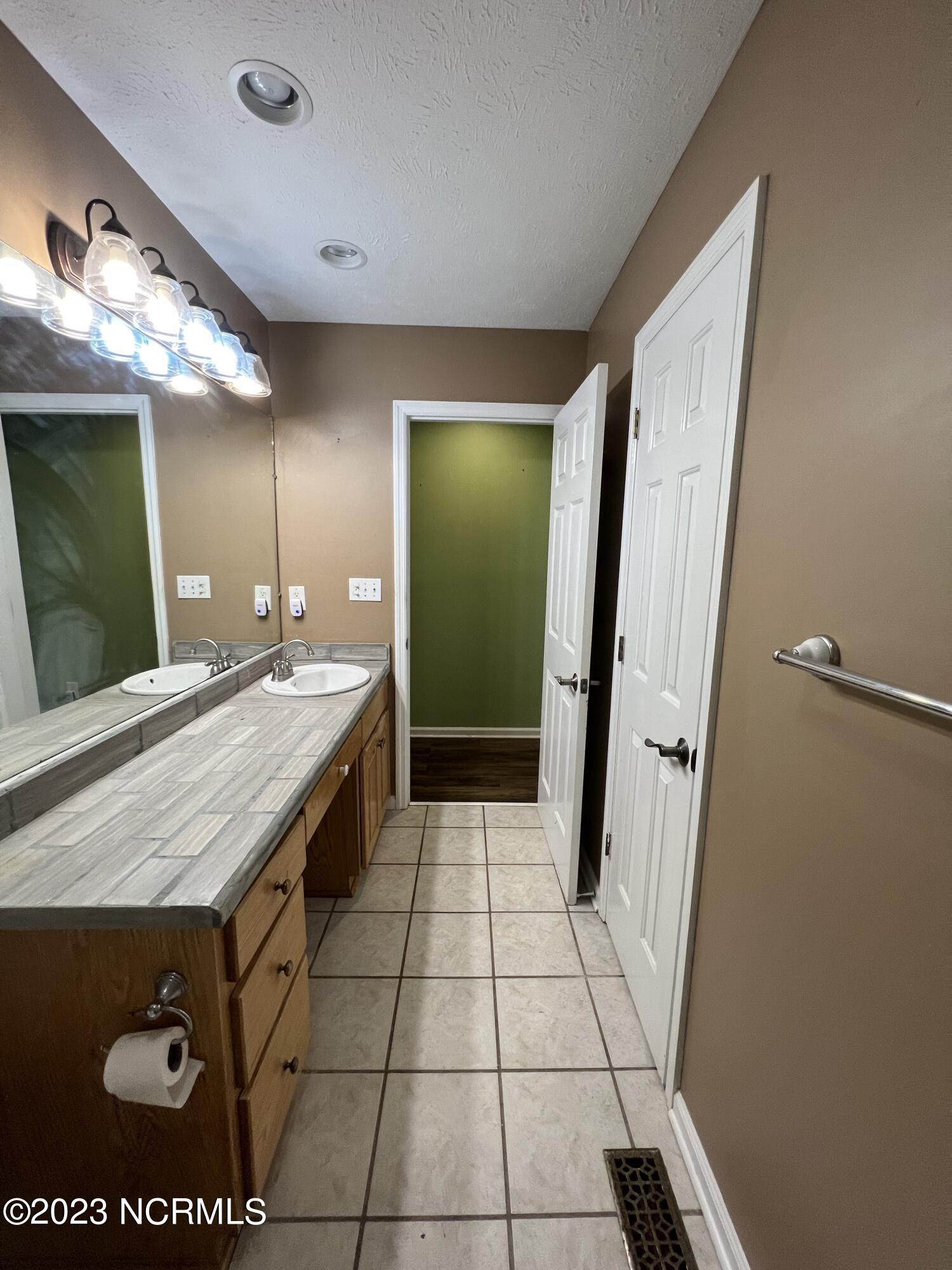 152 Nicholson Road Rockingham, NC 28379 - Photo 12 of 20 IMG_1450