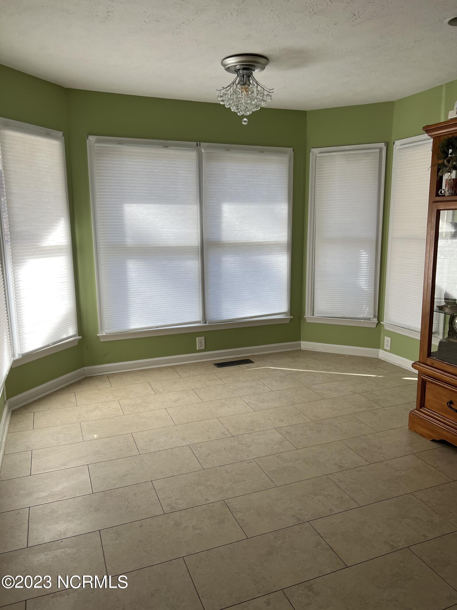 152 Nicholson Road Rockingham, NC 28379 - Photo 9 of 20 IMG_1569