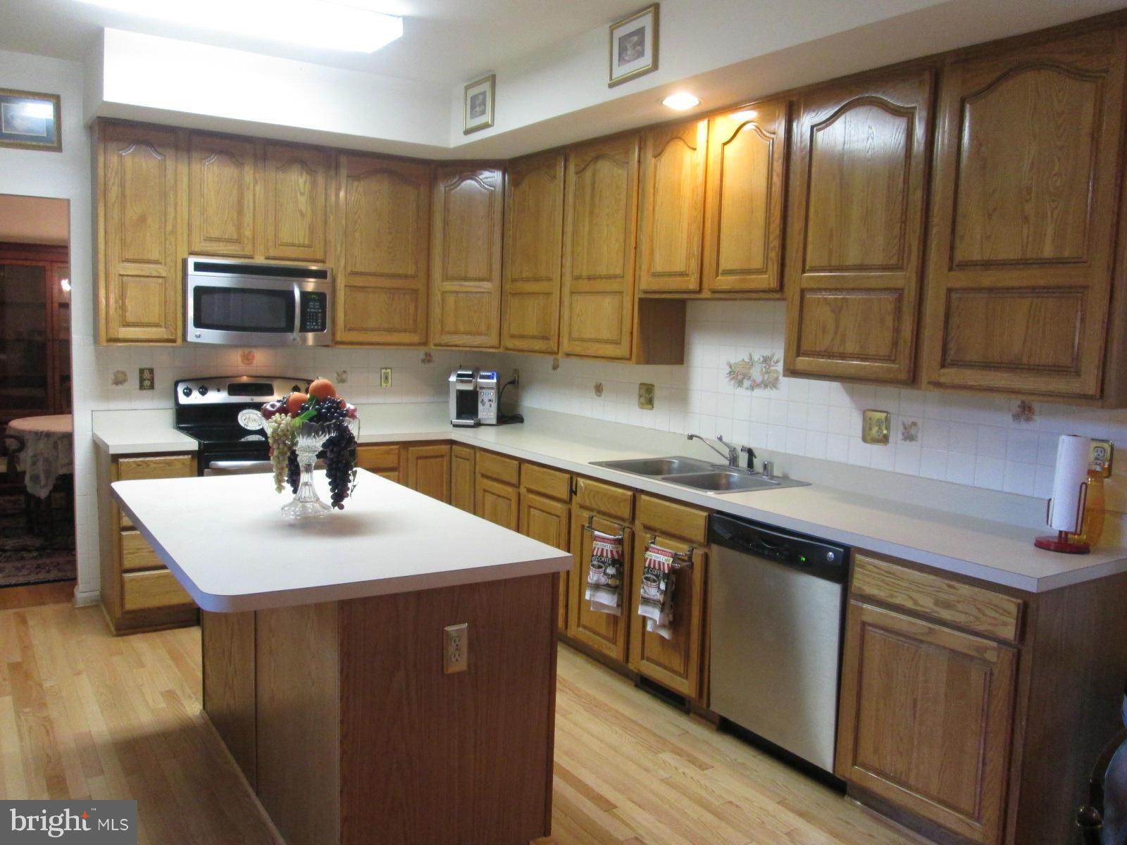 620 Shipley Road Linthicum Heights, MD 21090 - Photo 13 of 30 Kitchen