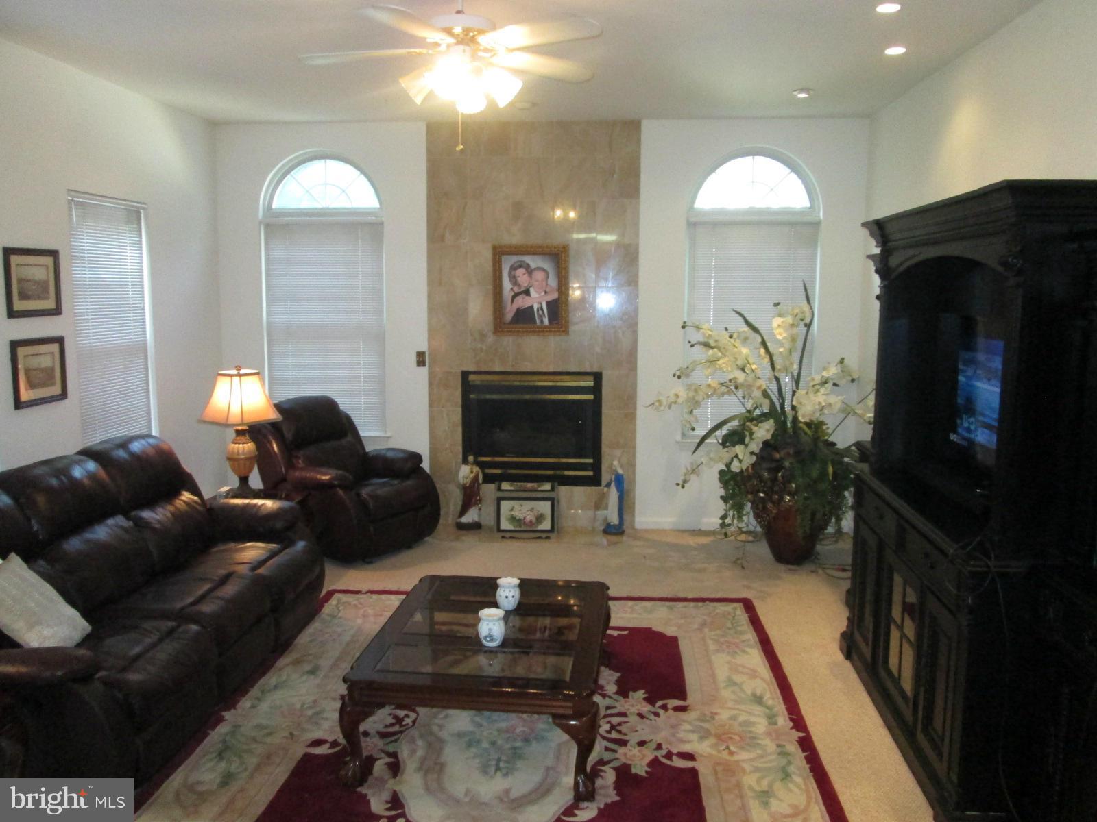 620 Shipley Road Linthicum Heights, MD 21090 - Photo 16 of 30 Family Room