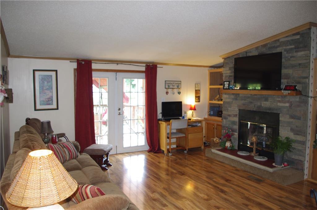 1194 East Hookstown Grade Road Clinton, PA 15026 - Photo 10 of 22 Gallery Image 10