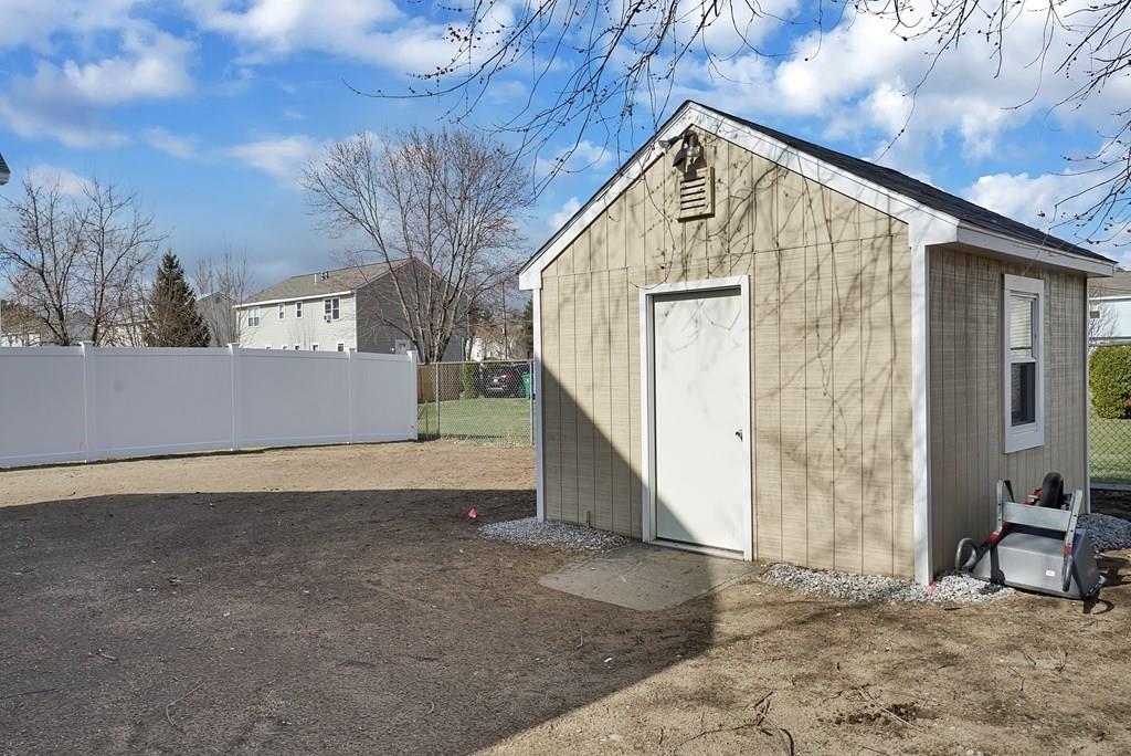 41 Caldwell Road Nashua, NH 03060 - Photo 24 of 26 Gallery Image 24
