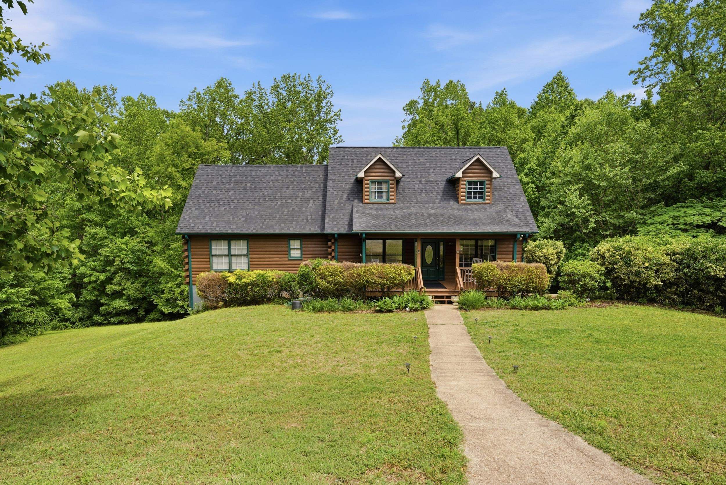 135 Pointe Drive Campobello, SC 29322 - Photo 1 of 44