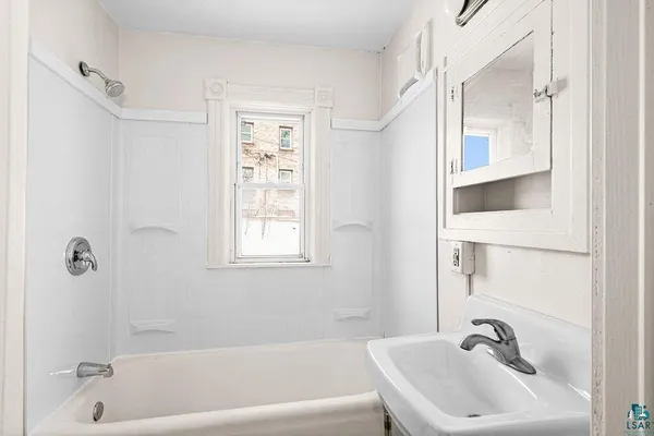 $299,900 | 1509 Jefferson Street, Duluth, MN 55812