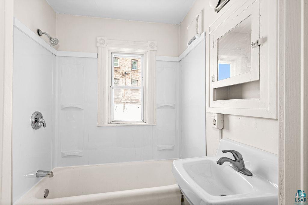 1509 Jefferson Street Duluth, MN 55812 - Photo 24 of 31