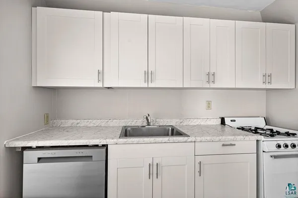 $299,900 | 1509 Jefferson Street, Duluth, MN 55812