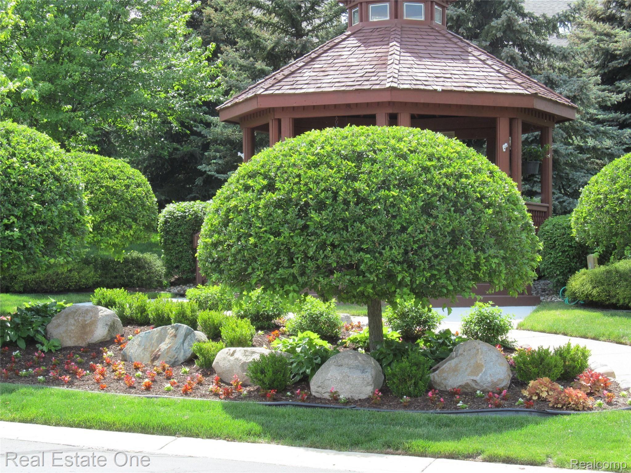 935 Churchill Circle, Unit 66 Rochester, MI 48307 - Photo 15 of 15 IMG_1321.JPG