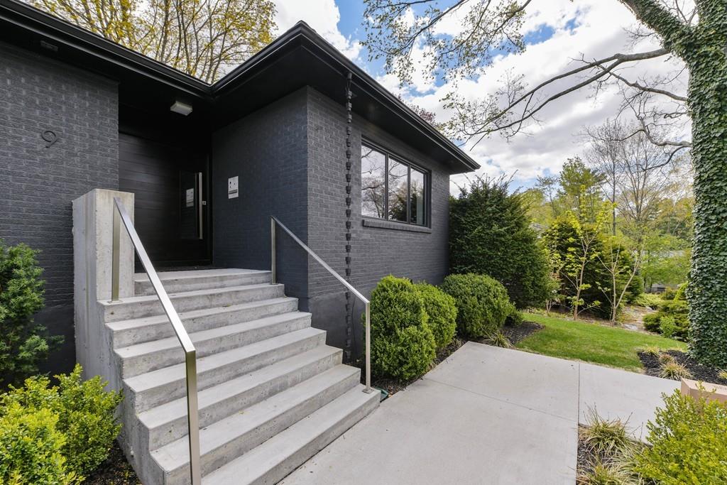 9 Woodland Road Boston, MA 02130 - Photo 12 of 42 Gallery Image 12