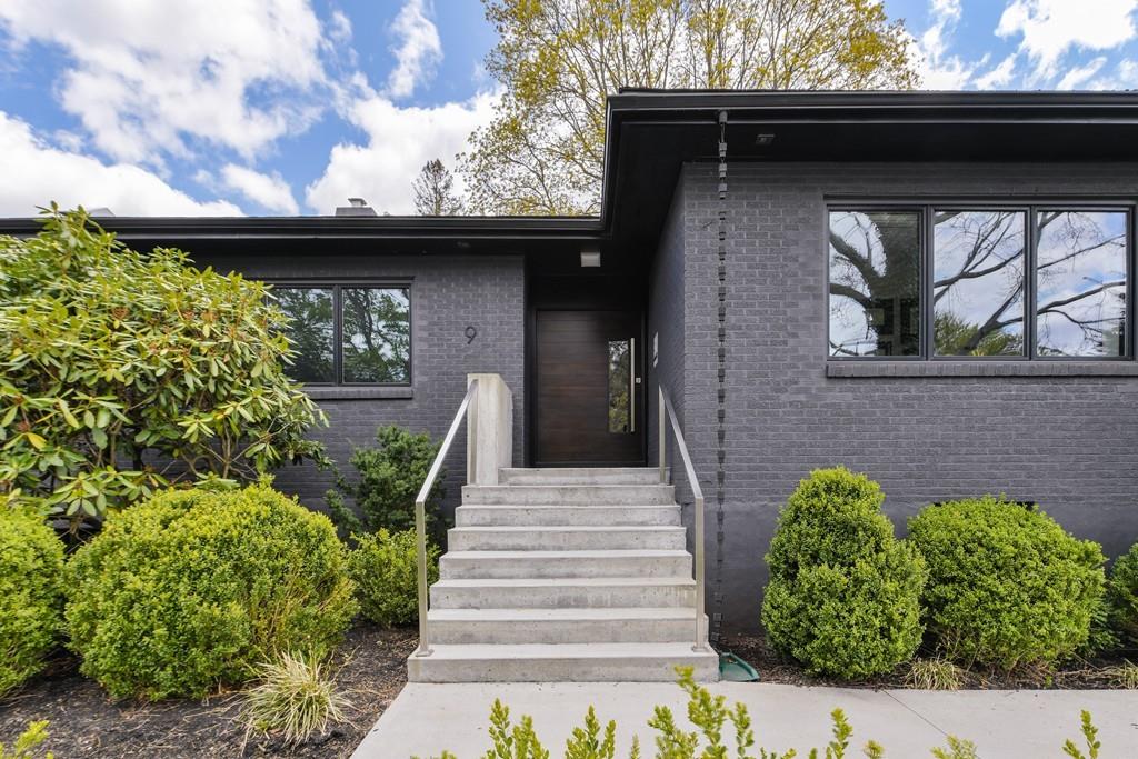 9 Woodland Road Boston, MA 02130 - Photo 16 of 42 Gallery Image 16