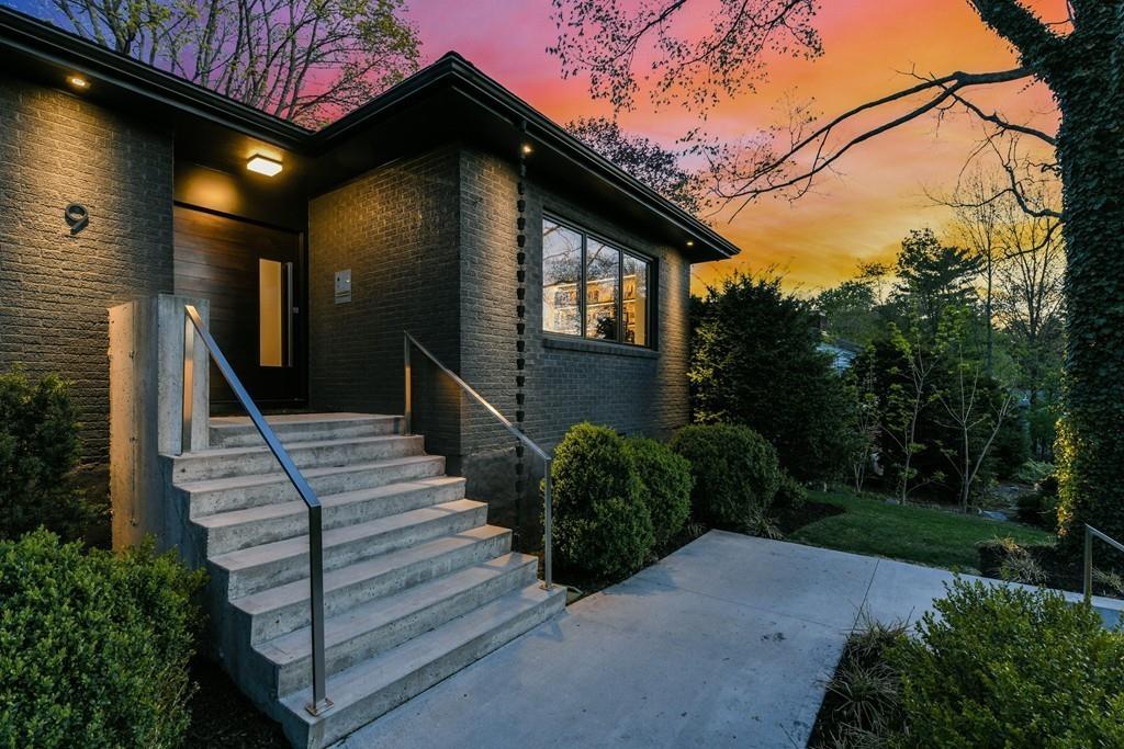 9 Woodland Road Boston, MA 02130 - Photo 9 of 42 Gallery Image 9