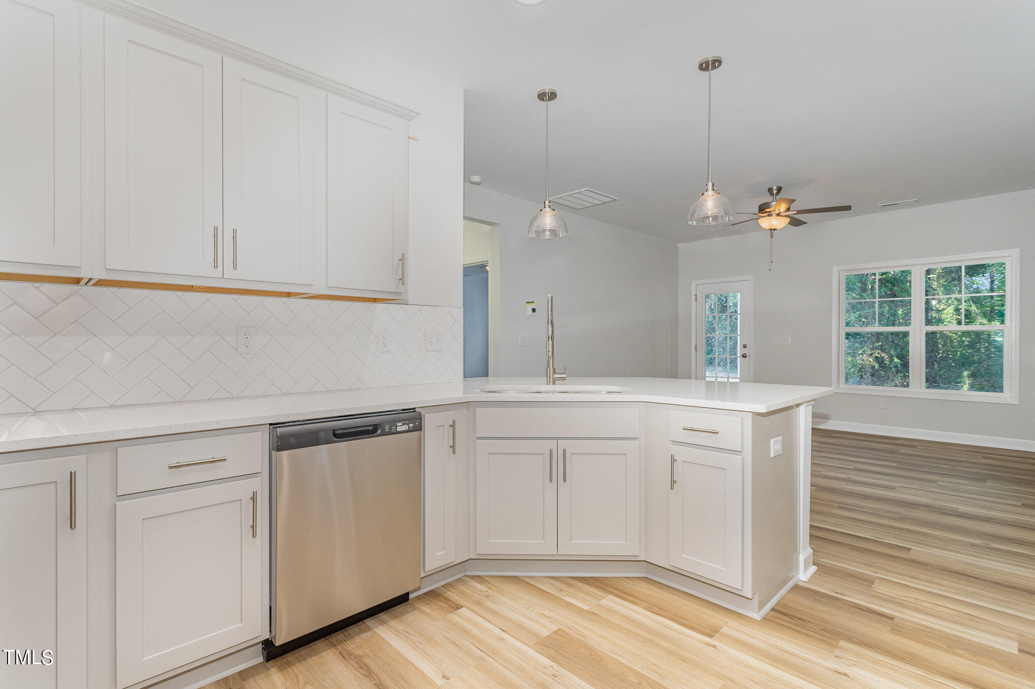 46 Trescott Street Smithfield, NC 27577 - Photo 11 of 25 011_file_224