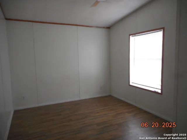 $199,500 | 165 Crestfield Drive, Pleasanton, TX 78064