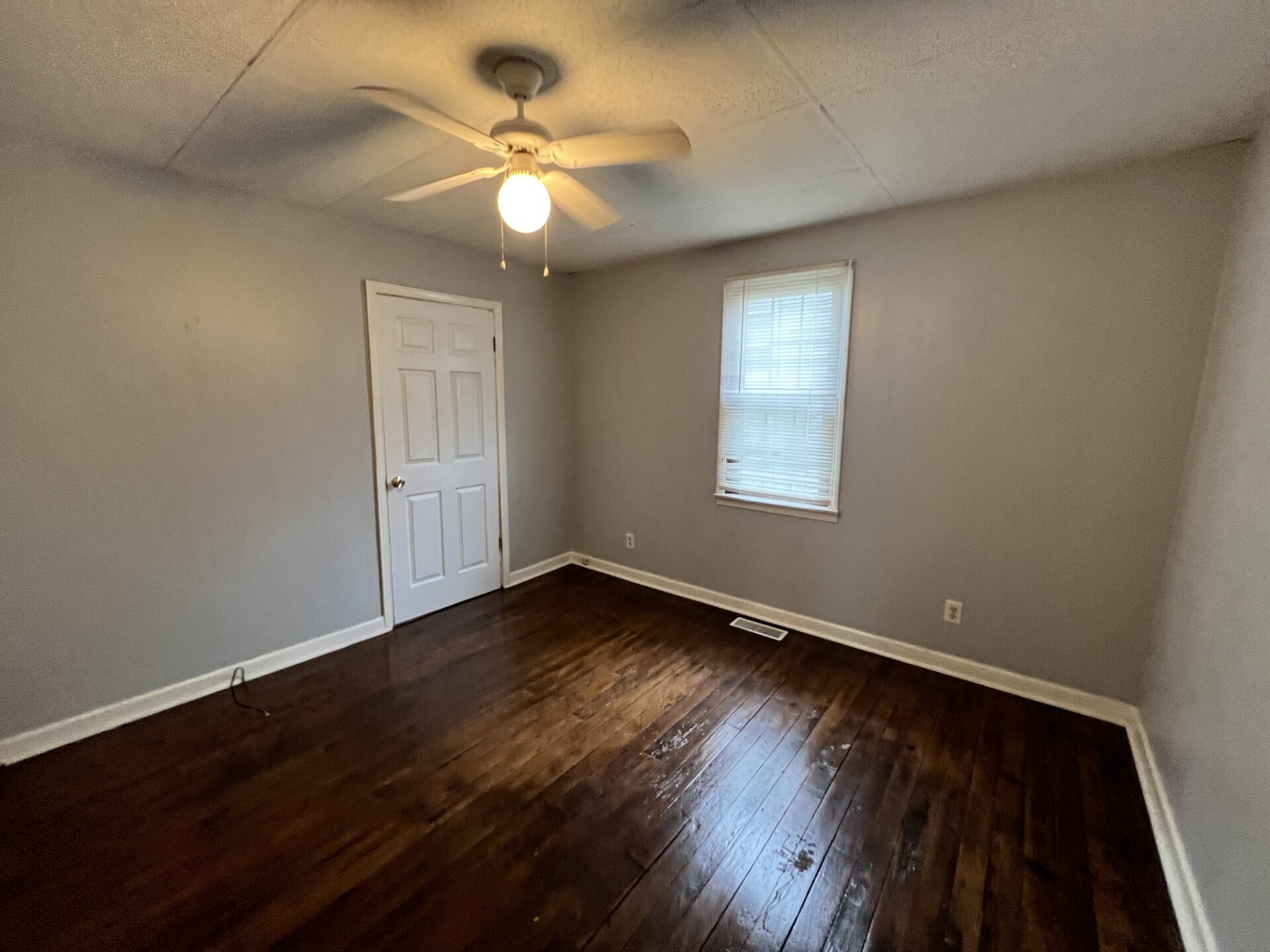 323 Park Avenue New Castle, IN 47362 - Photo 11 of 16