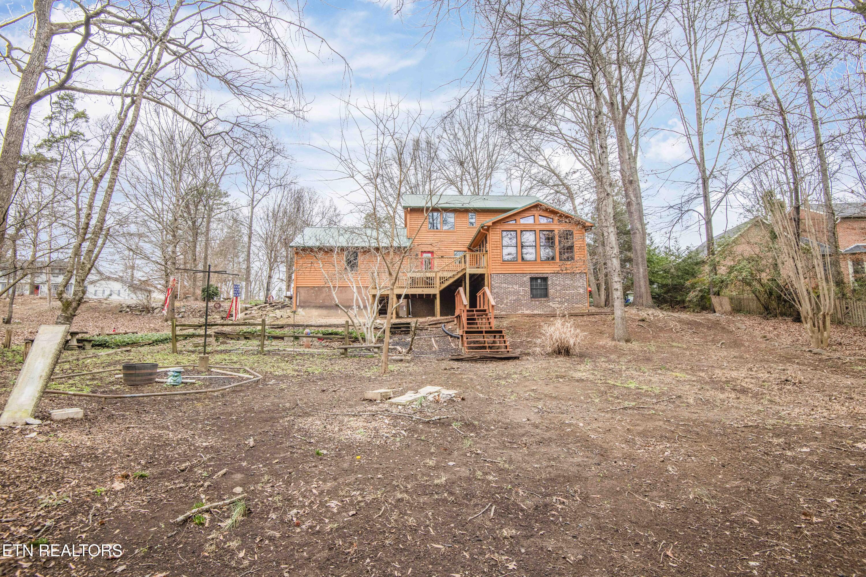 126 Claremont Road Oak Ridge, TN 37830 - Photo 46 of 46 yard 2_1 (1)