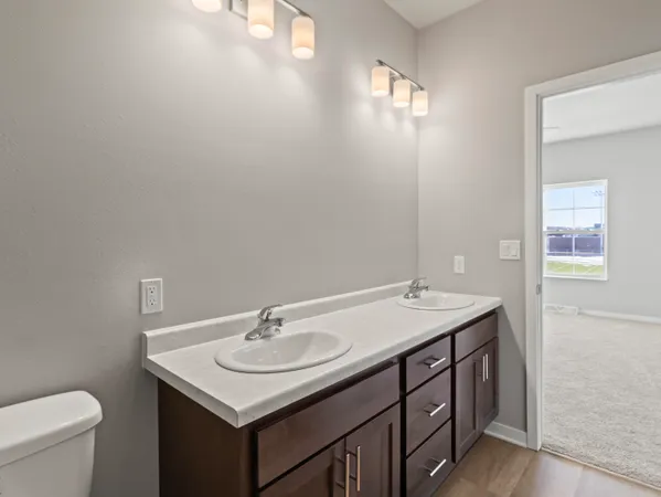 $314,900 | 1675 Reigle Drive, Unit #5, Kewaskum, WI 53040