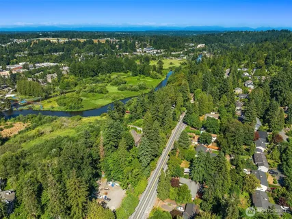 $1,048,000 | 7245 Northeast 170th Street, Kenmore, WA 98028
