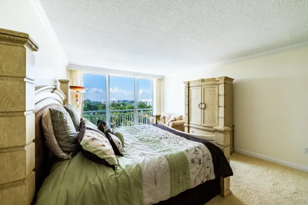 $9,500 | 2780 South Ocean Boulevard, Unit 509, Palm Beach, FL 33480