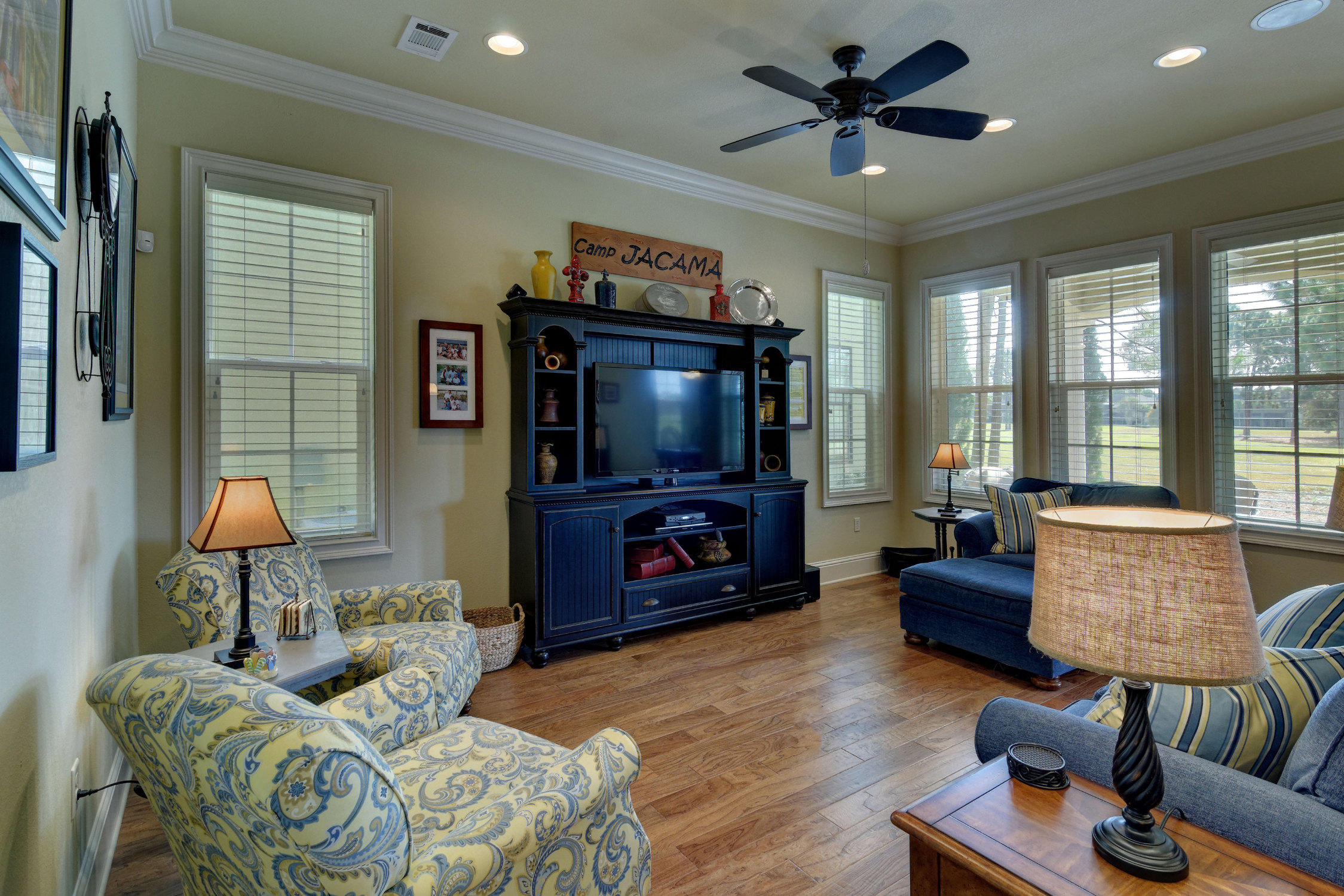 1884 Baytowne Loop Miramar Beach, FL 32550 - Photo 11 of 46 09_Kitchen_07