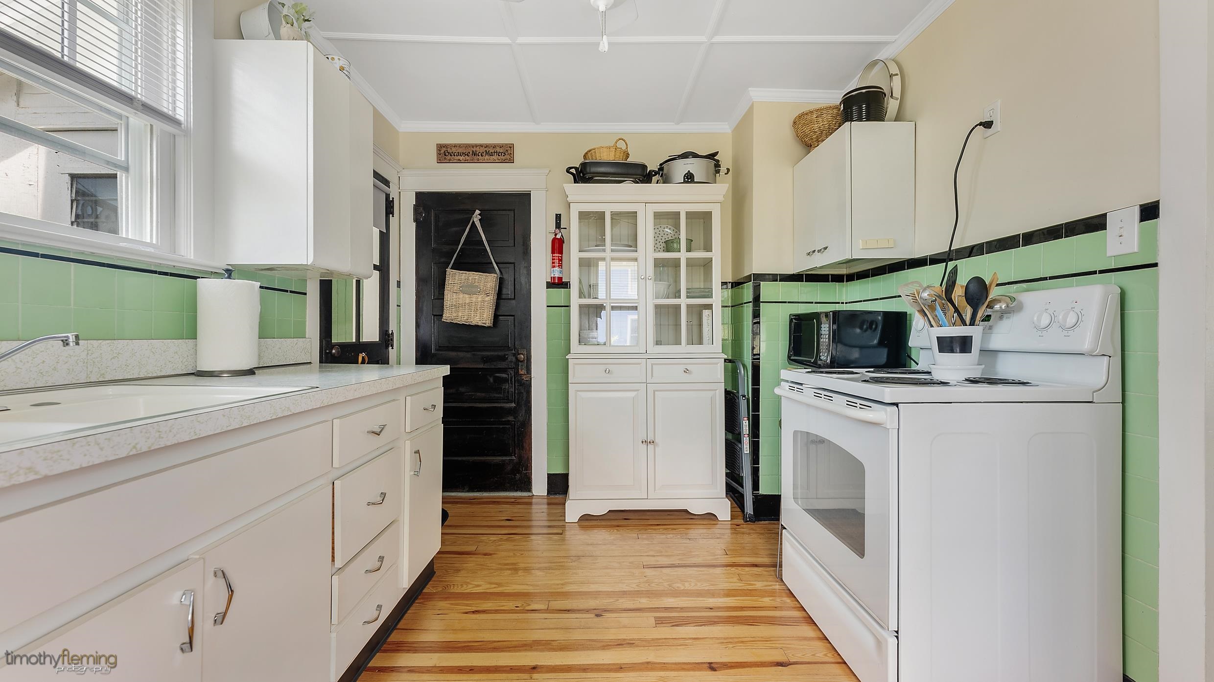 302 Congress Street Cape May, NJ 08204 - Photo 11 of 40